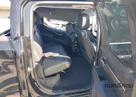 2023 Chevrolet Silverado C1500 Ltz z USA, uszkodzony, nr VIN 2GCPAEED5P1151645